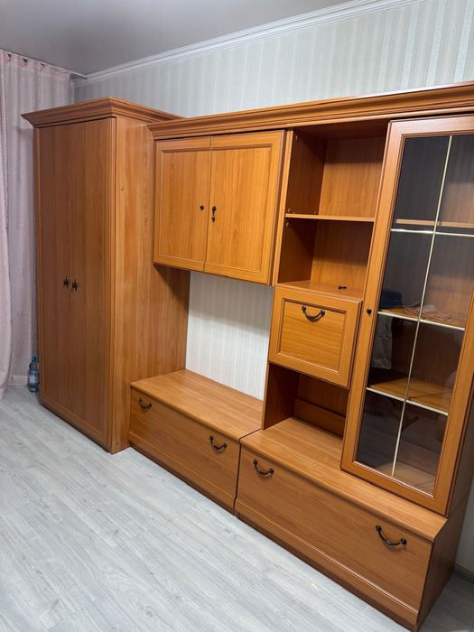 Продам стенку-гарнитур