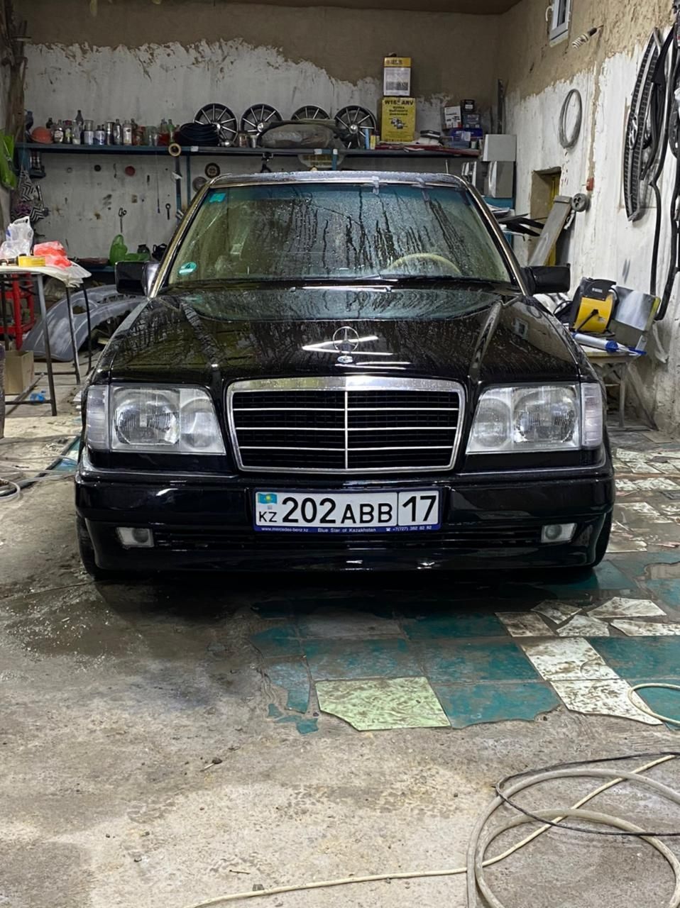 Передний бампер е500 мерс 124 mersedes w124