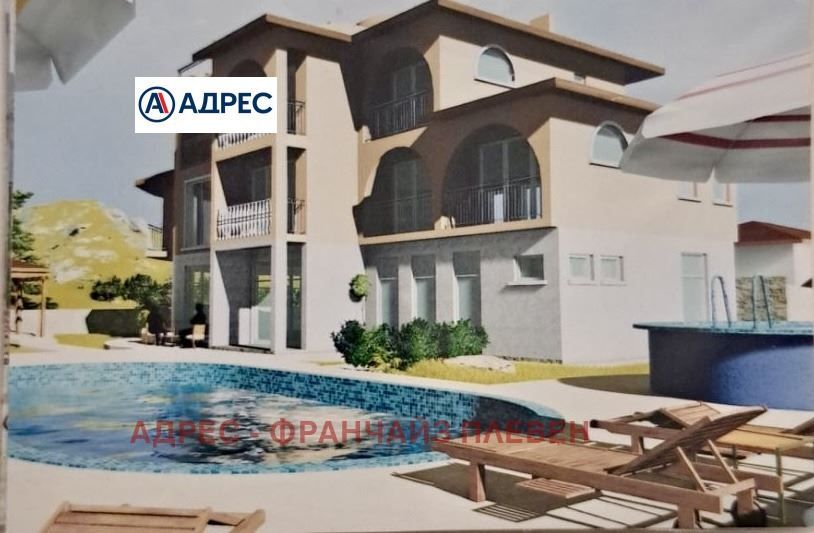 Парцел в Ловеч, област-гр.Троян площ 2647 цена 90000