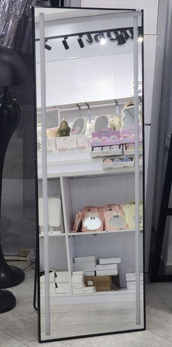 Зеркало с подсветкой