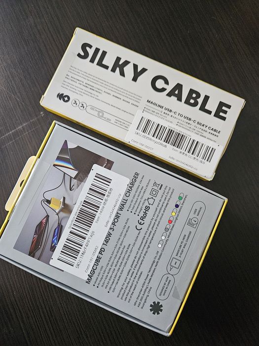 140W   PD 3.1  AOHi  Magcube   fast charge Triple Smart Charge