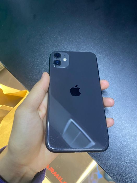 Айфон 11 ,64ГИГА