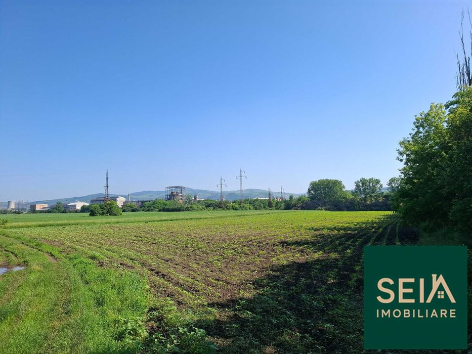 Teren industrial de vânzare – 5.200 mp – Onești, zonă industrială