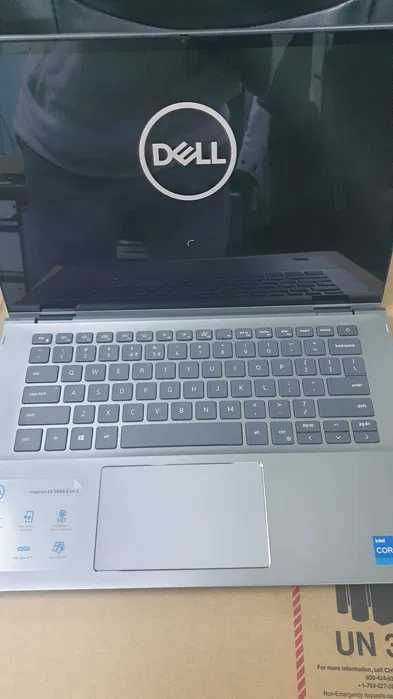 Лаптоп 2 в 1 Dell Inspiron 5406, Intel® Core™ i5-1135G7 - УЛТРАБУК !