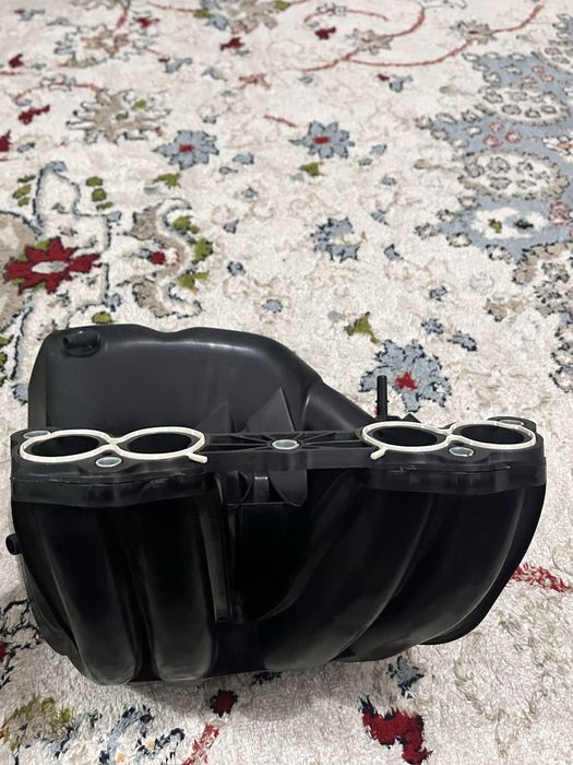 Новый инжектор машины легковой.