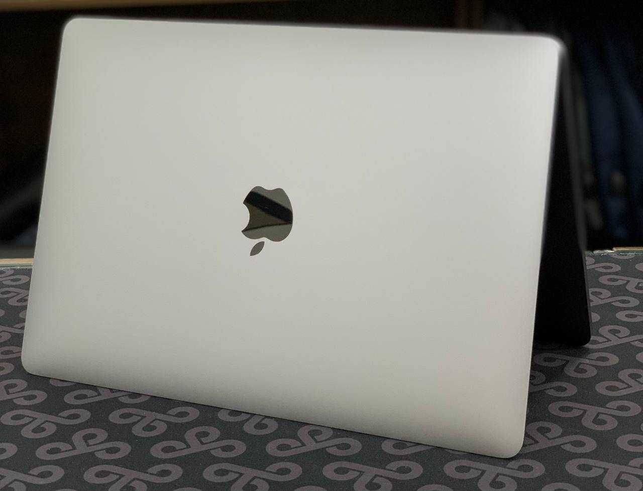 MacBook PRO 2020 Aplle m1