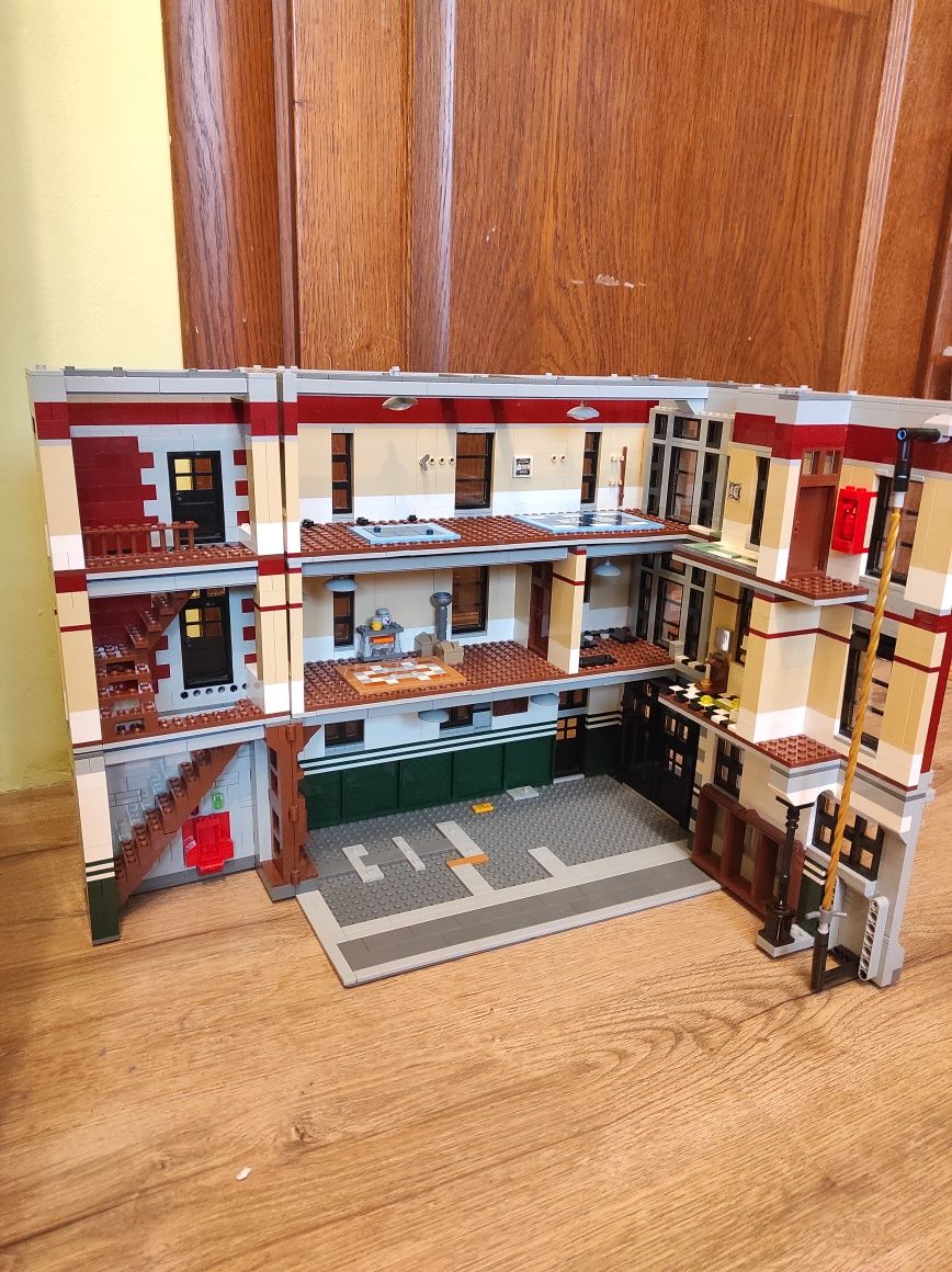 Lego Modular Building 75827 Ghostbusters Firehouse original