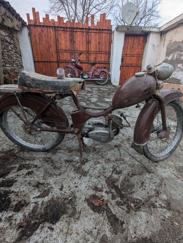 2 бр. Simson sr2. За реставриране.