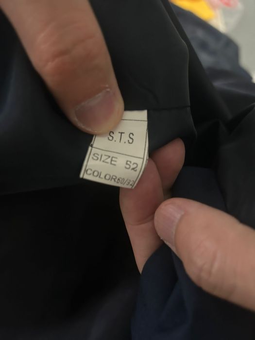 Продам костюм тройка