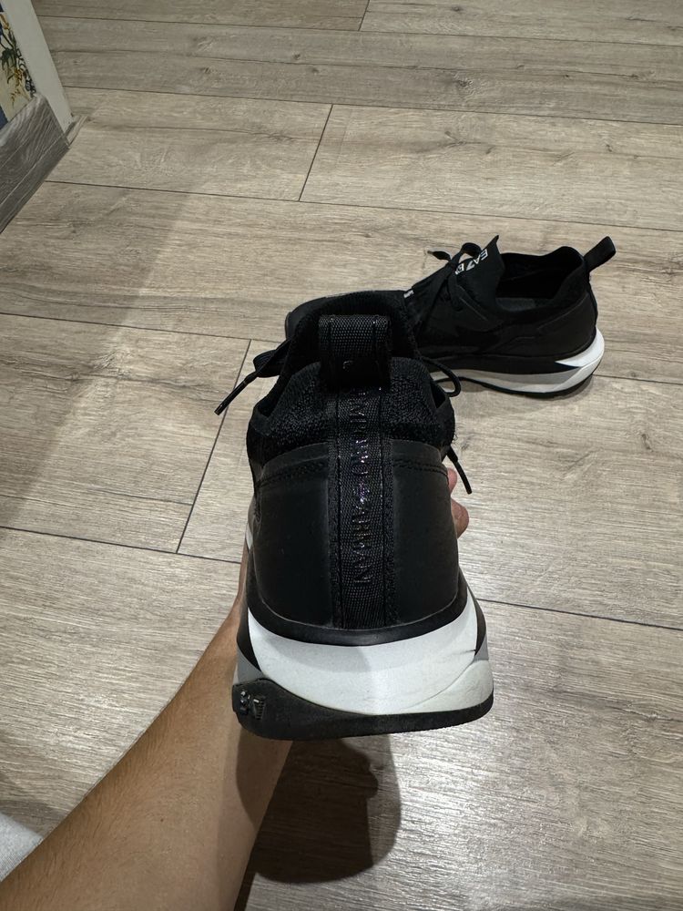 emporio armani trainers/ маратонки