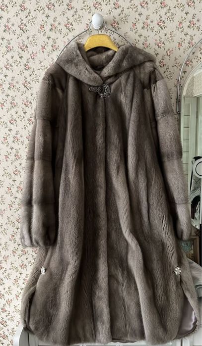 Норковая шуба !!!