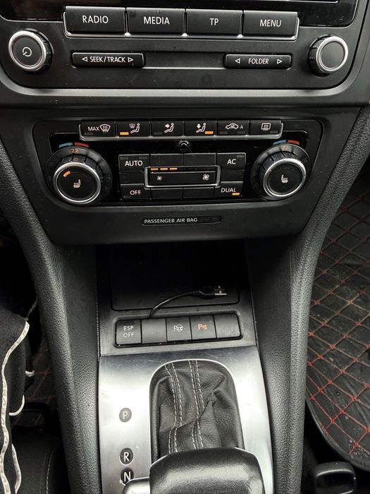 Volkswagen Golf 6 2011 cutie automata