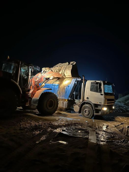 Nisip, pietris, amestec penteu beton, pamant, miniexcavator !