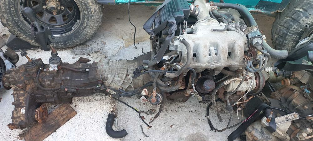 cutie viteze Kia Sportage 2.0 benzina