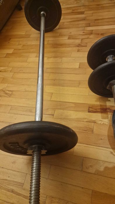 Прав лост дъмбел и тежести