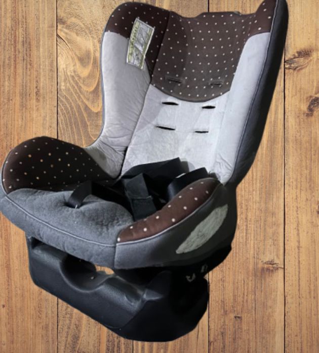 Продам детское кресло на ребенка 2-3 года