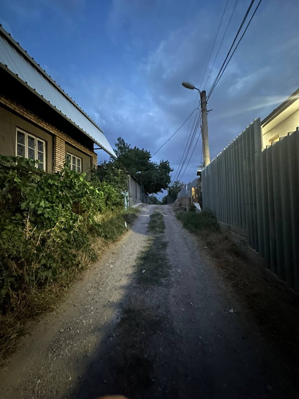 Srochna uy sotiladi