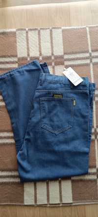 Продам мужские новые джинсы 56 размер