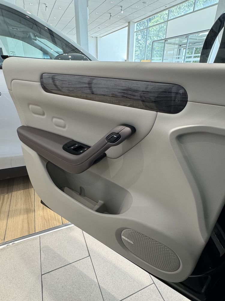 Leapmotor c11 smart 300km hybrid