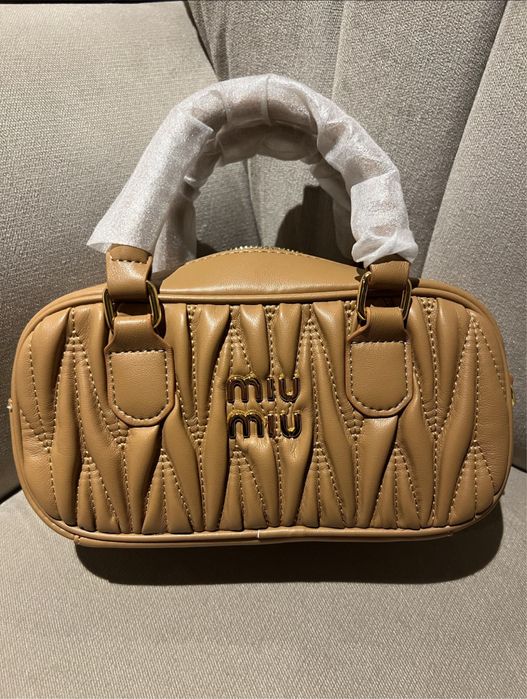 Чанта Miu Miu-Arcadie camel
