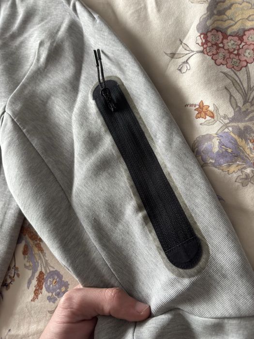 Nike tech fleece размер XS