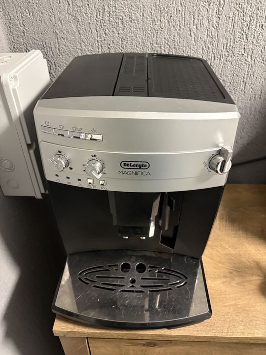 Expresor Delonghi Magnifica Stare foarte buna