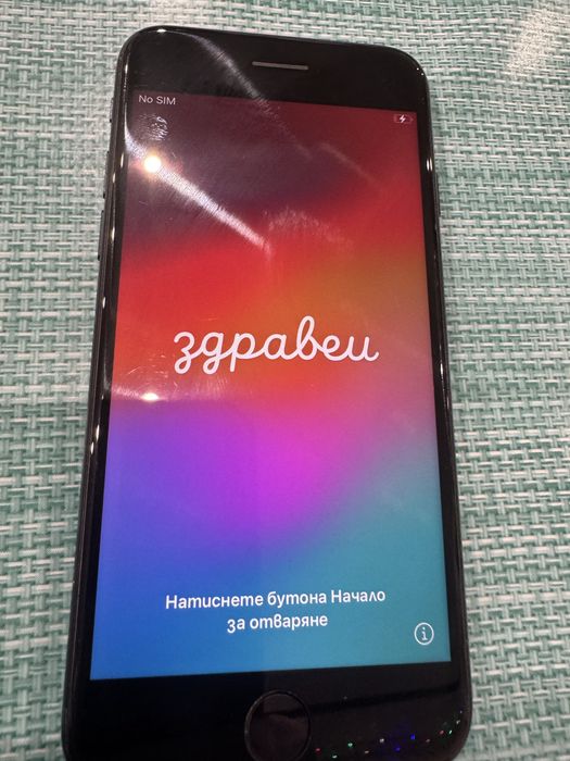 Айфон se супер състояние