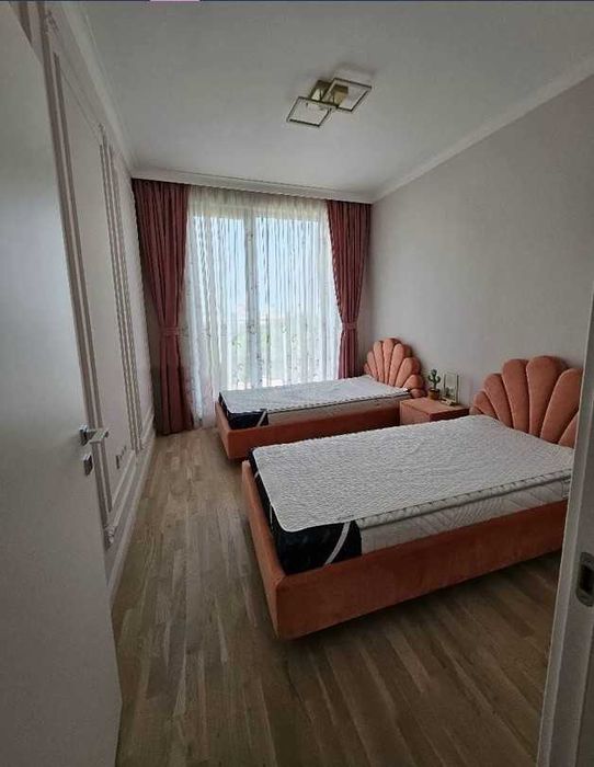 Продава се Тристаен апартамент в София, м-т Гърдова глава - 115 кв.м за 3209 €/кв.м - Снимка #2