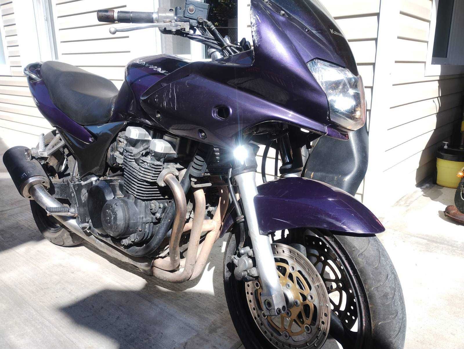 Kawasaki ZR750 S-F