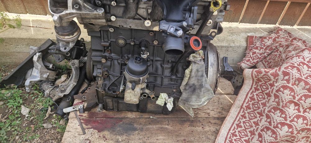 motor Citroen C5 / Peugeot 307/ Peugeot 407 2,0 HDI cu catalizator