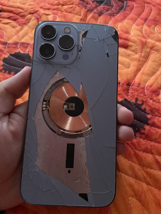 Iphone 13 pro max pentru piese