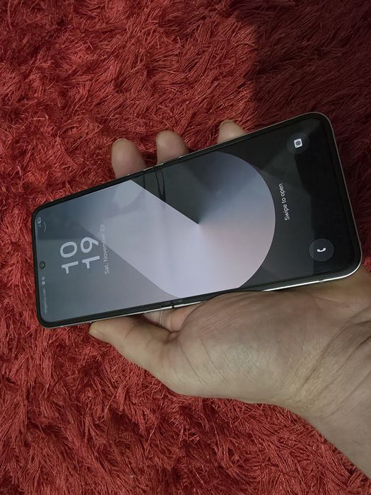 -Samsung Z Fold 6, Grey, 256Gb, 12Ram, doar telefonul, impecabil, star