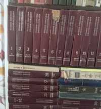 Продам большую советую энциклопедию в 30 томах