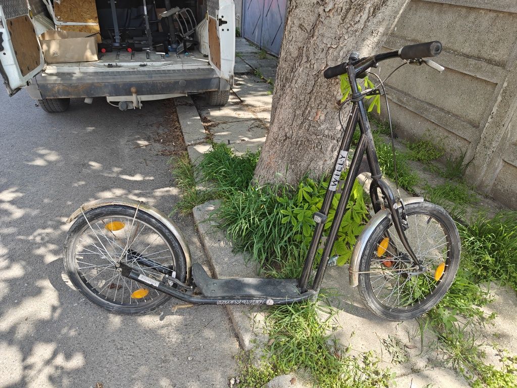 Trotinetă kick bike