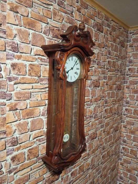 Ceas de perete mecanic