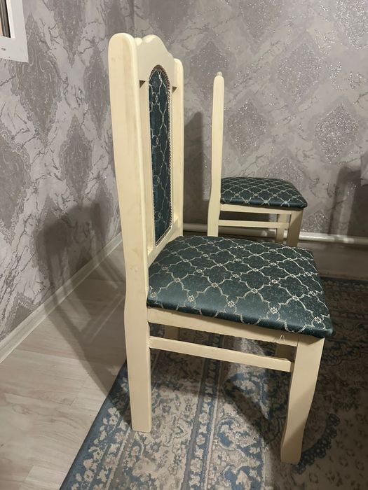 Стулья бу срочно продам