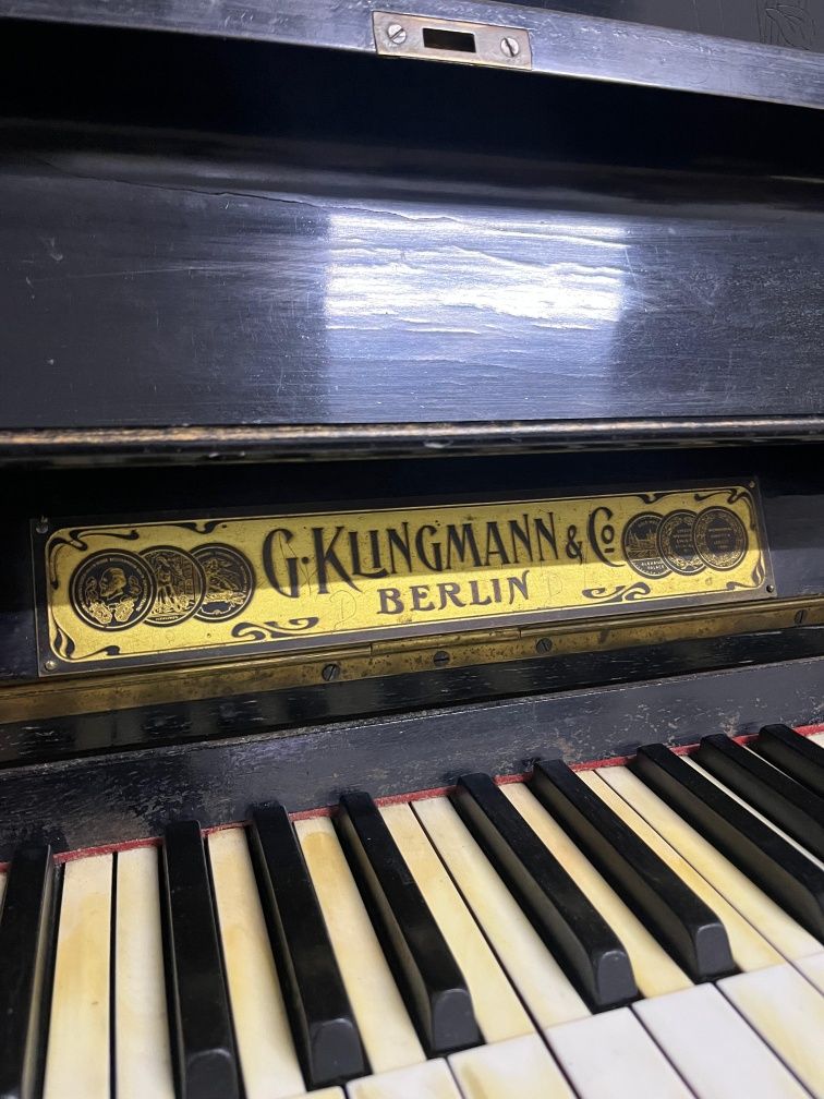 Pianină de colecție G. Klingmann & Co. Berlin – stil antic