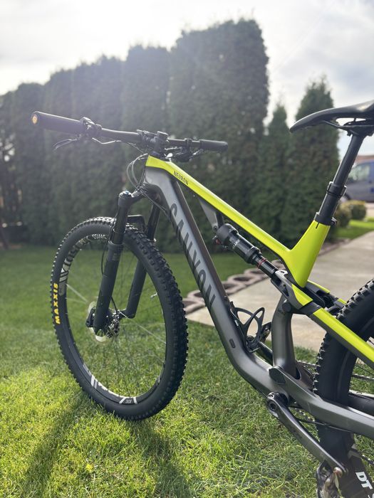 Canyon Neuron CF 9 XTR 12v Carbon