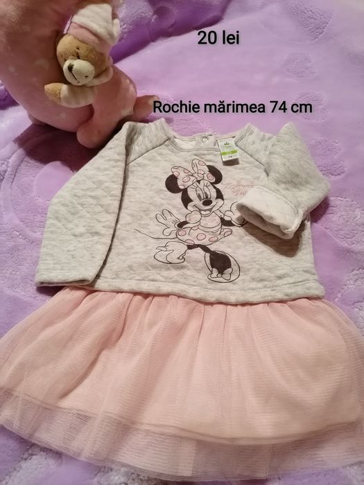 Hăinuțe pentru fetite.