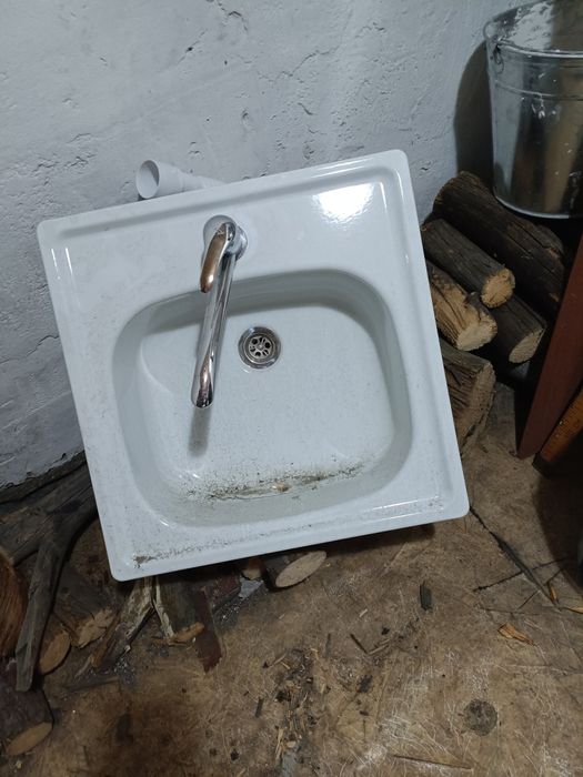 Продам раковину в отличном состоянии