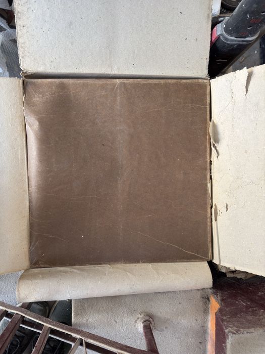 Parchet nou,in cutie