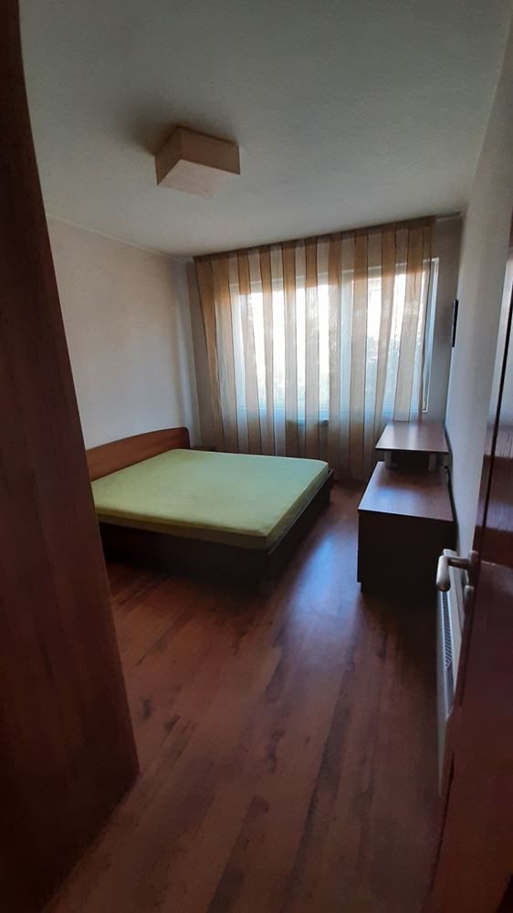 Продава се Тристаен апартамент в Пловдив, Кършияка - 108 кв.м за 1991 €/кв.м - Снимка #3
