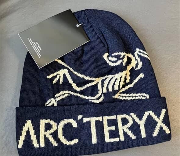 Продам шапку arc премиум качество