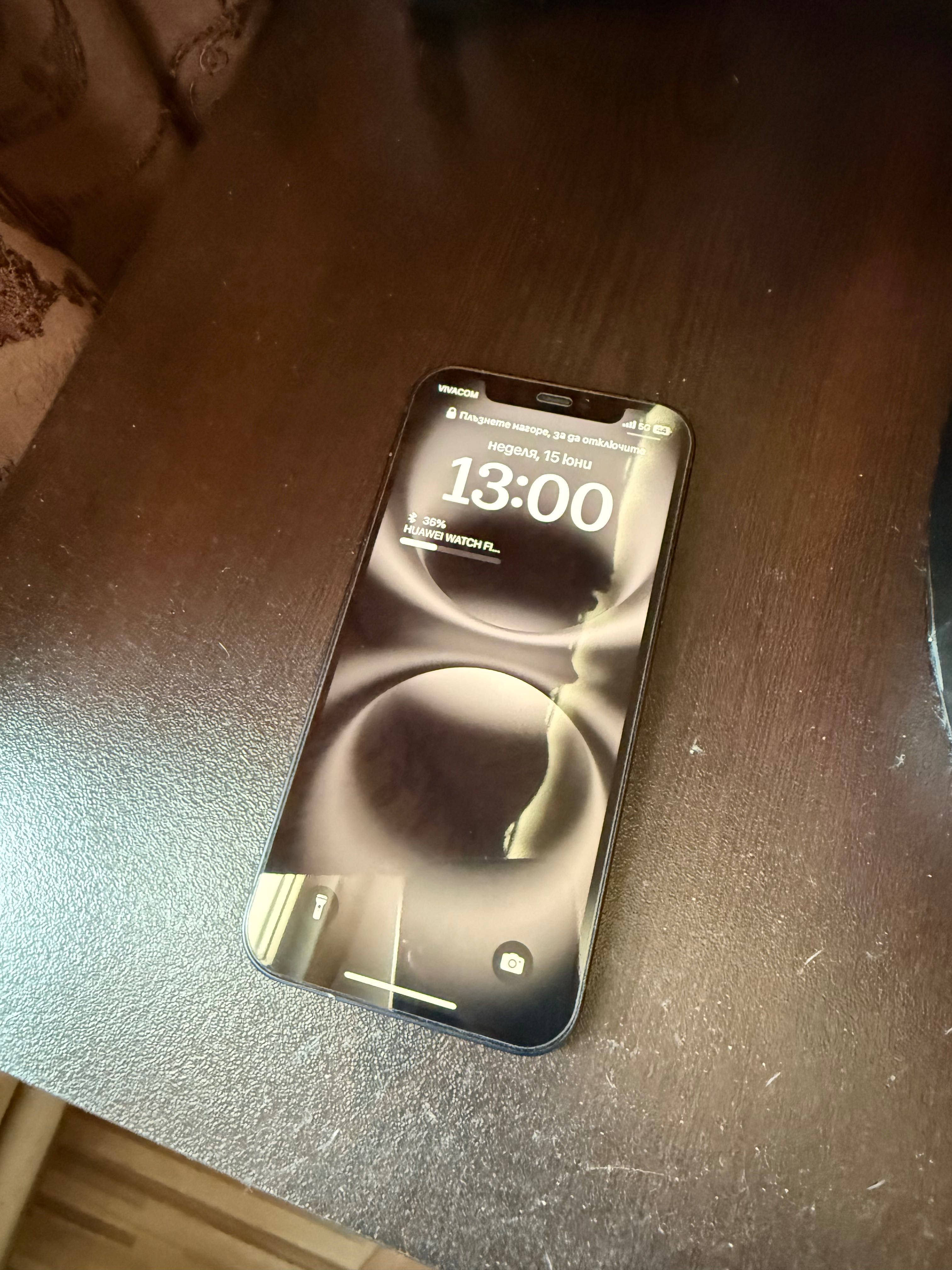 iPhone 12 (с гаранция)