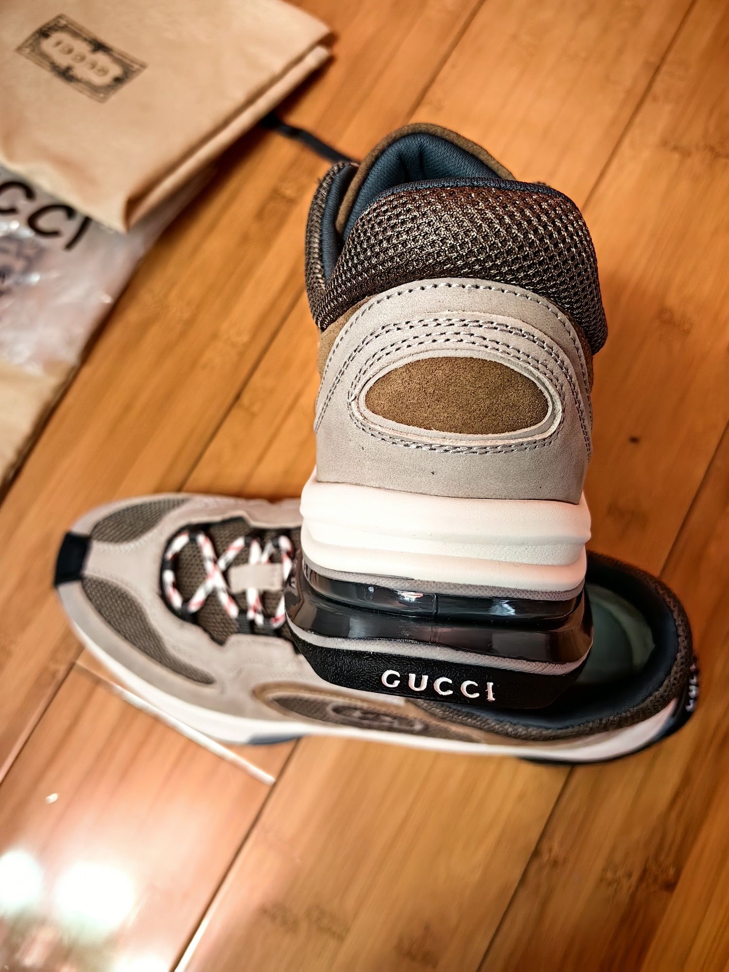 Sneakers Gucci Bărbați