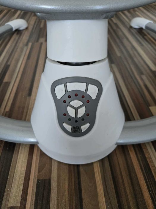 Електрическа люлка шезлонг