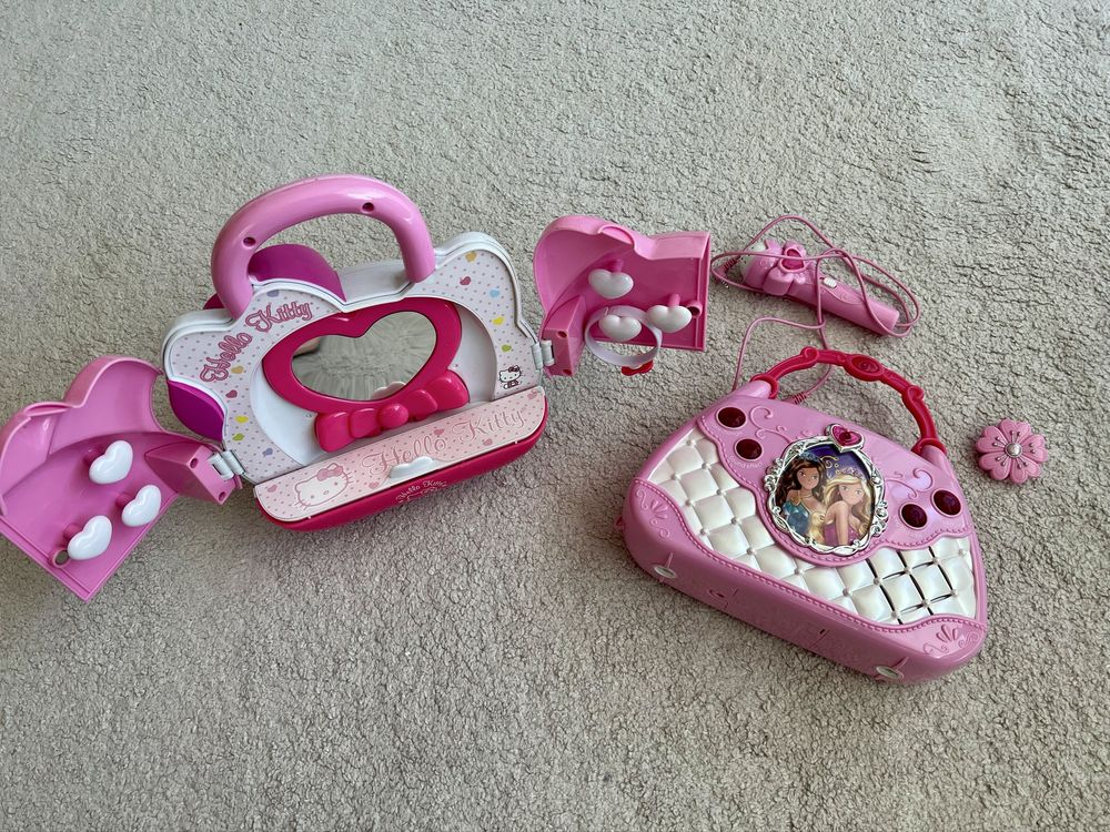 Детски комплект Hello Kitty + караоке с микрофон