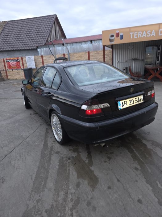 B M W  316i. 1.8 benzină