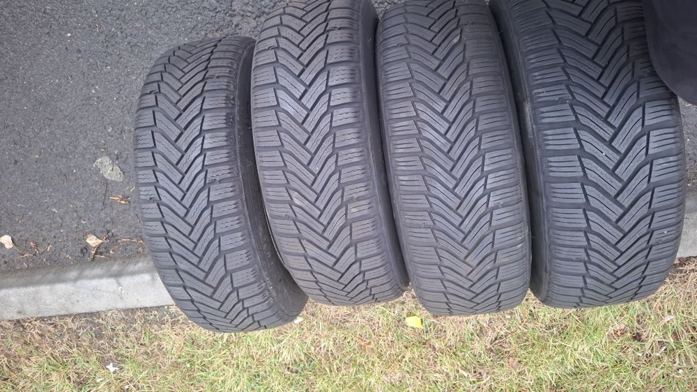 Jenti aliaj originale Vw cu anvelope 195/65 R15 M+S iarna