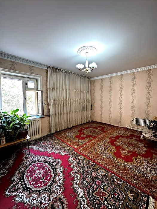 Срочно квартира сотилади узимни уйим